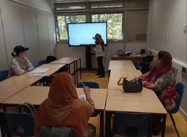 Language club in Wandsworth with Farah